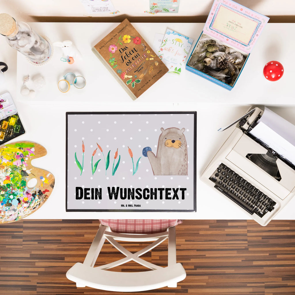 Personalisierte Schreibtischunterlage Otter mit Stein Personalisierte Schreibunterlage, Personalisierte Schreibtischauflage, Personalisierte Schreibtisch Unterlagen, Schreibunterlage mit Namen, Schreibtischauflage mit Namen, Schreibtisch Unterlagen mit Namen, Selbst gestalten, Namensaufdruck, Namenspersonalisierung, Otter, Fischotter, Seeotter, Otter Seeotter See Otter