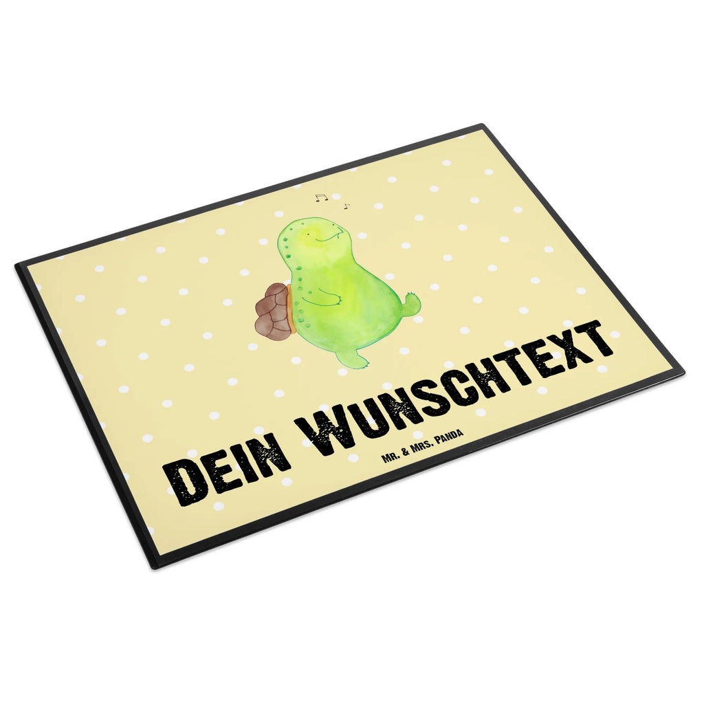 Personalisierte Schreibtischunterlage Schildkröte pfeift Personalisierte Schreibunterlage, Personalisierte Schreibtischauflage, Personalisierte Schreibtisch Unterlagen, Schreibunterlage mit Namen, Schreibtischauflage mit Namen, Schreibtisch Unterlagen mit Namen, Selbst gestalten, Namensaufdruck, Namenspersonalisierung, Schildkröte, Schildi, Schildkröten, fröhlich, Glück, Motivation, Lebensfreude, Depression, Trennung, Neuanfang