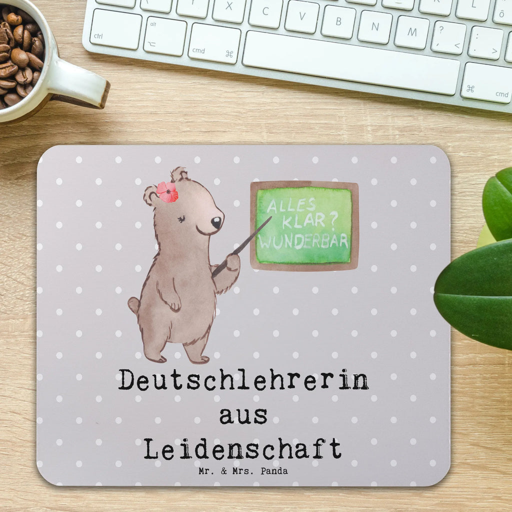 Mauspad Deutschlehrerin aus Leidenschaft Mousepad, Computer zubehör, Büroausstattung, PC Zubehör, Arbeitszimmer, Mauspad, Einzigartiges Mauspad, Designer Mauspad, Mausunterlage, Mauspad Büro, Beruf, Ausbildung, Jubiläum, Abschied, Rente, Kollege, Kollegin, Geschenk, Schenken, Arbeitskollege, Mitarbeiter, Firma, Danke, Dankeschön, Deutschlehrerin, Deutschunterricht, Schule, Grundschule