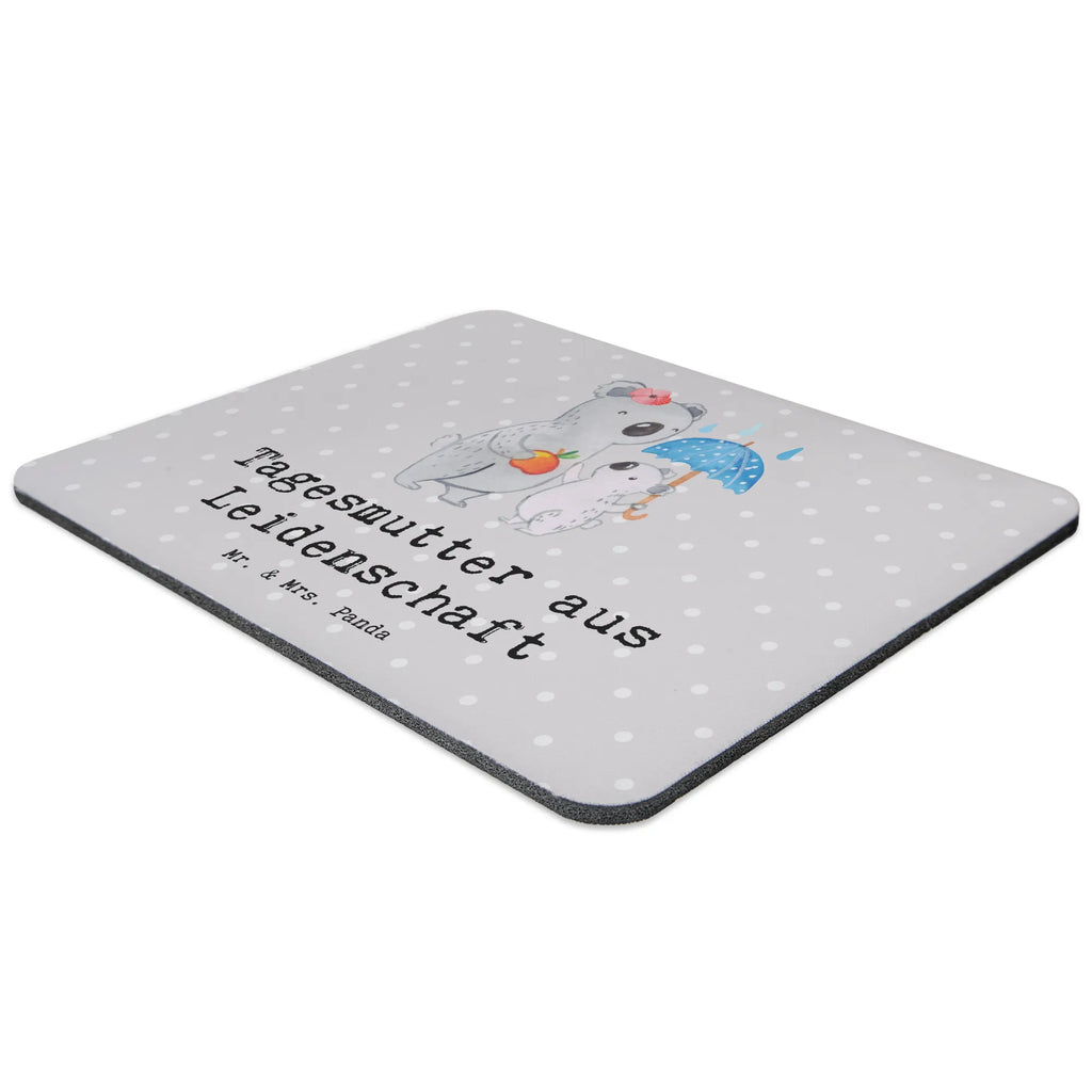 Mauspad Tagesmutter aus Leidenschaft Mousepad, Computer zubehör, Büroausstattung, PC Zubehör, Arbeitszimmer, Mauspad, Einzigartiges Mauspad, Designer Mauspad, Mausunterlage, Mauspad Büro, Beruf, Ausbildung, Jubiläum, Abschied, Rente, Kollege, Kollegin, Geschenk, Schenken, Arbeitskollege, Mitarbeiter, Firma, Danke, Dankeschön