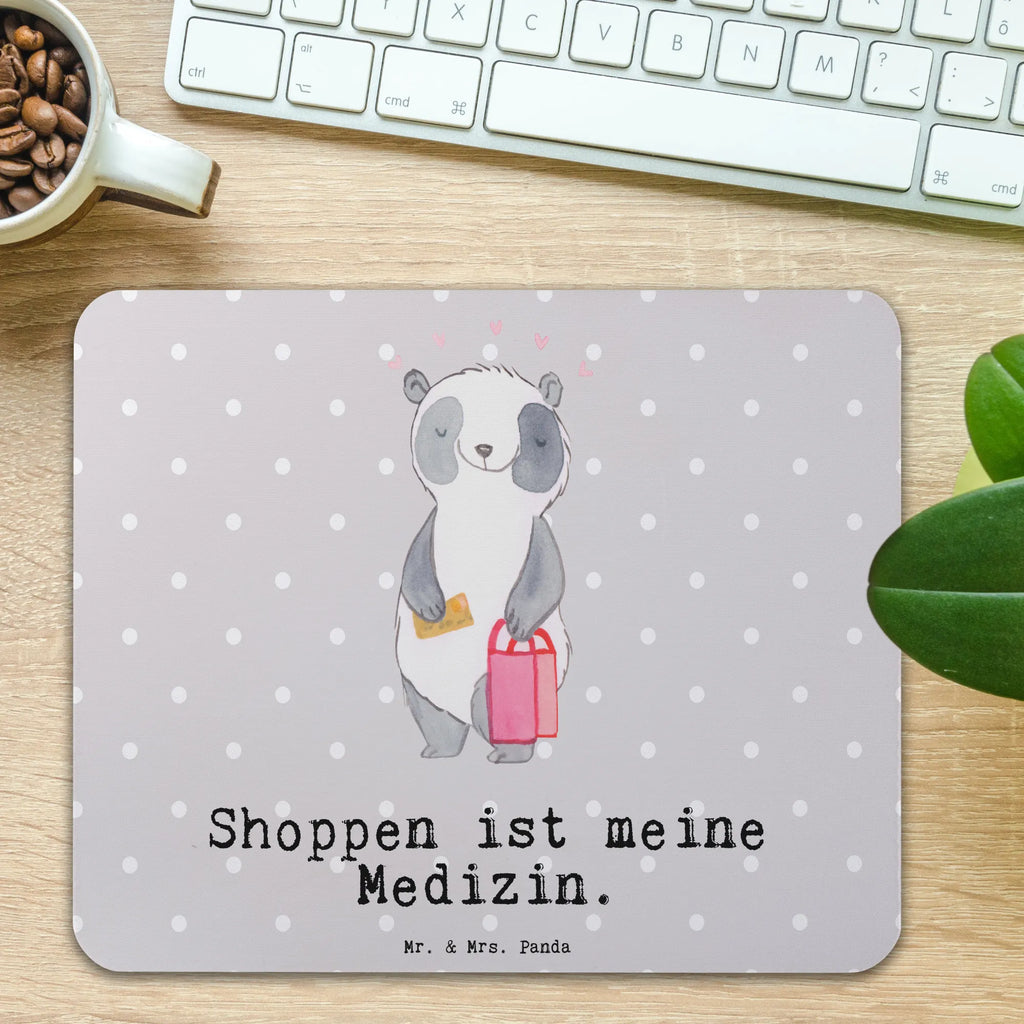 Mauspad Panda Shopping Mousepad, Computer zubehör, Büroausstattung, PC Zubehör, Arbeitszimmer, Mauspad, Einzigartiges Mauspad, Designer Mauspad, Mausunterlage, Mauspad Büro, Geschenk, Sport, Sportart, Hobby, Schenken, Danke, Dankeschön, Auszeichnung, Gewinn, Sportler, Shopping, shoppen, einkaufen