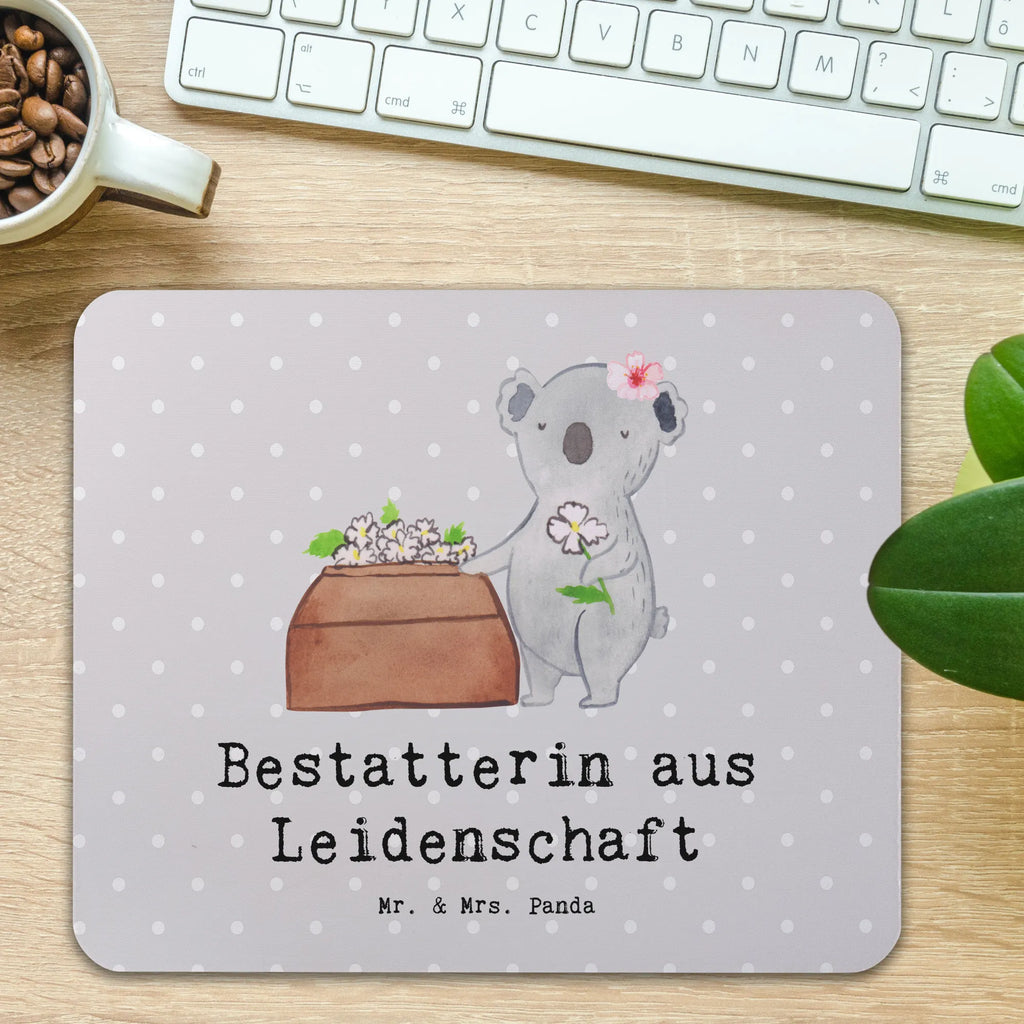 Mauspad Bestatterin aus Leidenschaft Mousepad, Computer zubehör, Büroausstattung, PC Zubehör, Arbeitszimmer, Mauspad, Einzigartiges Mauspad, Designer Mauspad, Mausunterlage, Mauspad Büro, Beruf, Ausbildung, Jubiläum, Abschied, Rente, Kollege, Kollegin, Geschenk, Schenken, Arbeitskollege, Mitarbeiter, Firma, Danke, Dankeschön