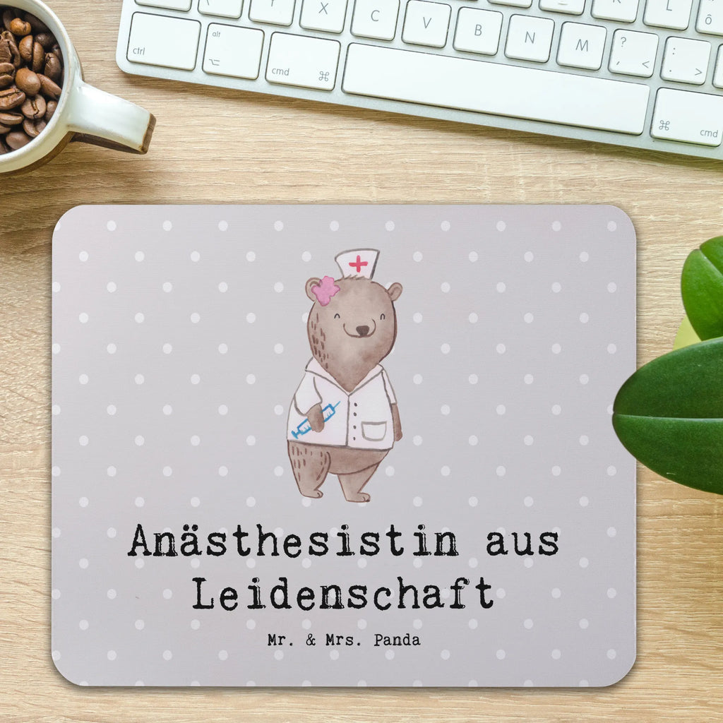 Mauspad Anästhesistin aus Leidenschaft Mousepad, Computer zubehör, Büroausstattung, PC Zubehör, Arbeitszimmer, Mauspad, Einzigartiges Mauspad, Designer Mauspad, Mausunterlage, Mauspad Büro, Beruf, Ausbildung, Jubiläum, Abschied, Rente, Kollege, Kollegin, Geschenk, Schenken, Arbeitskollege, Mitarbeiter, Firma, Danke, Dankeschön, Anästhesistin, Narkoseärztin, Anästhesie, Krankenhaus, Studium