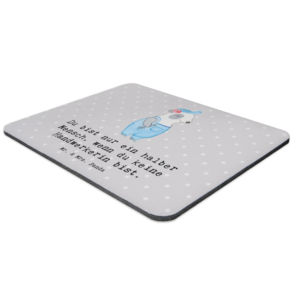 Mauspad Handwerkerin mit Herz Mousepad, Computer zubehör, Büroausstattung, PC Zubehör, Arbeitszimmer, Mauspad, Einzigartiges Mauspad, Designer Mauspad, Mausunterlage, Mauspad Büro, Beruf, Ausbildung, Jubiläum, Abschied, Rente, Kollege, Kollegin, Geschenk, Schenken, Arbeitskollege, Mitarbeiter, Firma, Danke, Dankeschön, Handwerkerin, Gesellenprüfung, Handwerksbetrieb, Werkstatt