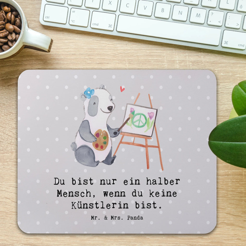 Mauspad Künstlerin mit Herz Mousepad, Computer zubehör, Büroausstattung, PC Zubehör, Arbeitszimmer, Mauspad, Einzigartiges Mauspad, Designer Mauspad, Mausunterlage, Mauspad Büro, Beruf, Ausbildung, Jubiläum, Abschied, Rente, Kollege, Kollegin, Geschenk, Schenken, Arbeitskollege, Mitarbeiter, Firma, Danke, Dankeschön, Künstlerin, Malerin, Kunstmalerin, Galerie Eröffnung, Kunstschule