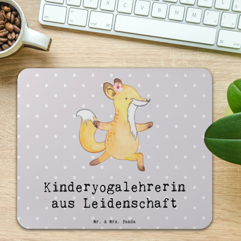 Mauspad Kinderyogalehrerin aus Leidenschaft Mousepad, Computer zubehör, Büroausstattung, PC Zubehör, Arbeitszimmer, Mauspad, Einzigartiges Mauspad, Designer Mauspad, Mausunterlage, Mauspad Büro, Beruf, Ausbildung, Jubiläum, Abschied, Rente, Kollege, Kollegin, Geschenk, Schenken, Arbeitskollege, Mitarbeiter, Firma, Danke, Dankeschön