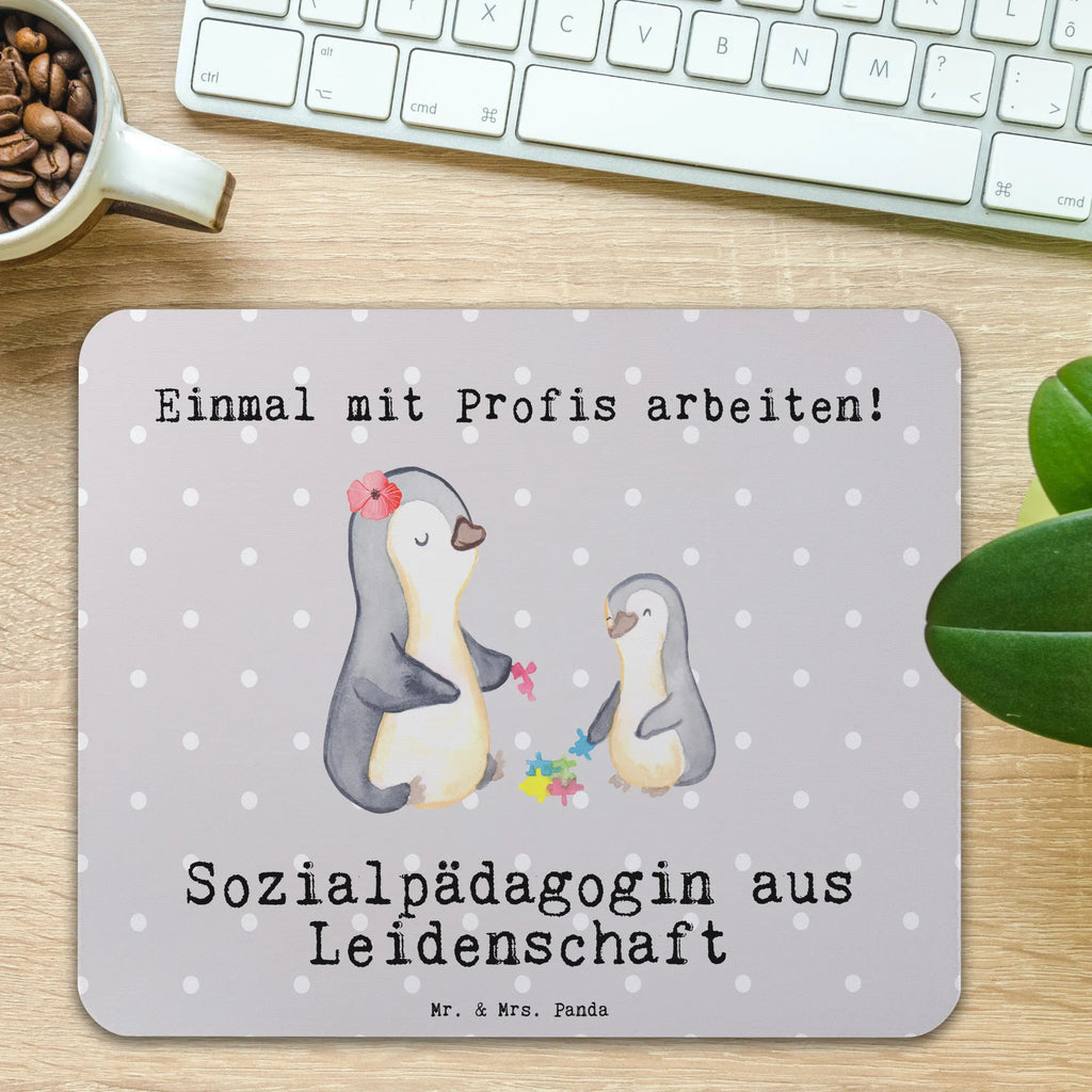 Mauspad Sozialpädagogin aus Leidenschaft Mousepad, Computer zubehör, Büroausstattung, PC Zubehör, Arbeitszimmer, Mauspad, Einzigartiges Mauspad, Designer Mauspad, Mausunterlage, Mauspad Büro, Beruf, Ausbildung, Jubiläum, Abschied, Rente, Kollege, Kollegin, Geschenk, Schenken, Arbeitskollege, Mitarbeiter, Firma, Danke, Dankeschön