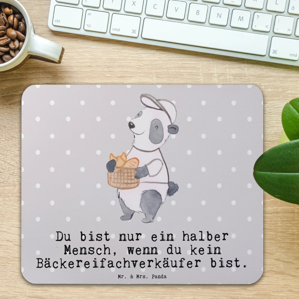 Mauspad Bäckereifachverkäufer mit Herz Mousepad, Computer zubehör, Büroausstattung, PC Zubehör, Arbeitszimmer, Mauspad, Einzigartiges Mauspad, Designer Mauspad, Mausunterlage, Mauspad Büro, Beruf, Ausbildung, Jubiläum, Abschied, Rente, Kollege, Kollegin, Geschenk, Schenken, Arbeitskollege, Mitarbeiter, Firma, Danke, Dankeschön, Bäckereifachverkäufer, Backwarenverkäufer, Bäckerei, Backstube, Bäckerladen, Brotmanufaktur