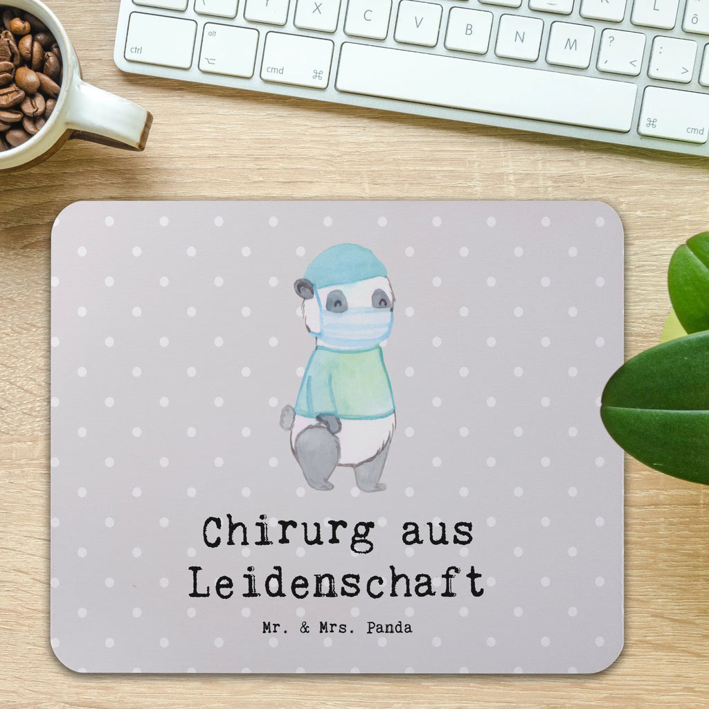 Mauspad Chirurg aus Leidenschaft Mousepad, Computer zubehör, Büroausstattung, PC Zubehör, Arbeitszimmer, Mauspad, Einzigartiges Mauspad, Designer Mauspad, Mausunterlage, Mauspad Büro, Beruf, Ausbildung, Jubiläum, Abschied, Rente, Kollege, Kollegin, Geschenk, Schenken, Arbeitskollege, Mitarbeiter, Firma, Danke, Dankeschön, Chirurg, Unfallchirurg, Notfallchirurg, Krankenhaus, Arzt, Mediziner