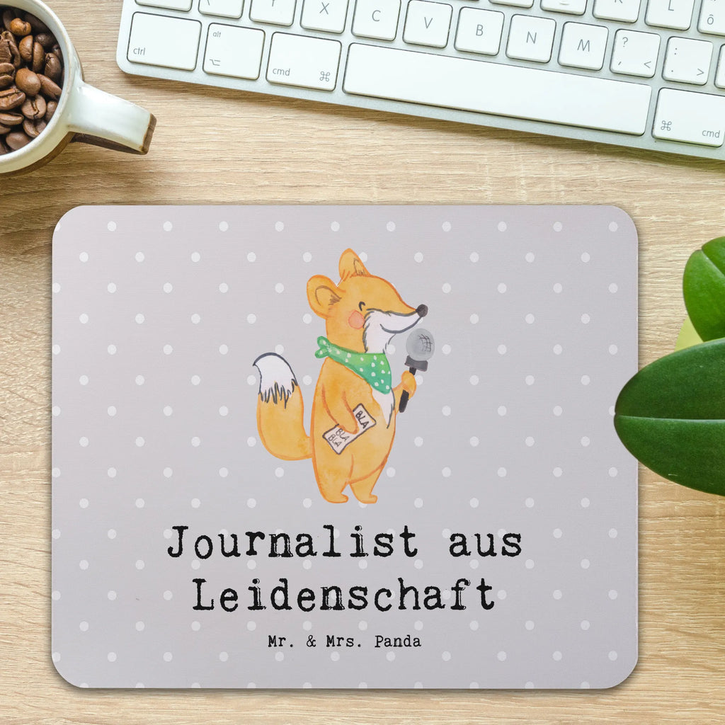 Mauspad Journalist aus Leidenschaft Mousepad, Computer zubehör, Büroausstattung, PC Zubehör, Arbeitszimmer, Mauspad, Einzigartiges Mauspad, Designer Mauspad, Mausunterlage, Mauspad Büro, Beruf, Ausbildung, Jubiläum, Abschied, Rente, Kollege, Kollegin, Geschenk, Schenken, Arbeitskollege, Mitarbeiter, Firma, Danke, Dankeschön, Journalist, Reporter, Redakteur, Pressebüro, Studium