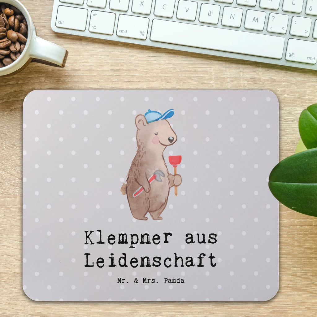 Mauspad Klempner aus Leidenschaft Mousepad, Computer zubehör, Büroausstattung, PC Zubehör, Arbeitszimmer, Mauspad, Einzigartiges Mauspad, Designer Mauspad, Mausunterlage, Mauspad Büro, Beruf, Ausbildung, Jubiläum, Abschied, Rente, Kollege, Kollegin, Geschenk, Schenken, Arbeitskollege, Mitarbeiter, Firma, Danke, Dankeschön, Klempner, Handwerker, Installateur, Meister, Gesellenprüfung, Fachbetrieb, Bauklempner, Sanitärinstallationen