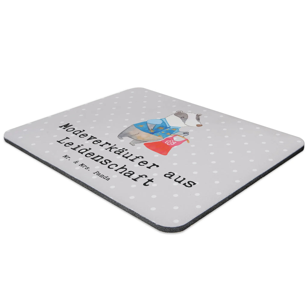 Mauspad Modeverkäufer aus Leidenschaft Mousepad, Computer zubehör, Büroausstattung, PC Zubehör, Arbeitszimmer, Mauspad, Einzigartiges Mauspad, Designer Mauspad, Mausunterlage, Mauspad Büro, Beruf, Ausbildung, Jubiläum, Abschied, Rente, Kollege, Kollegin, Geschenk, Schenken, Arbeitskollege, Mitarbeiter, Firma, Danke, Dankeschön, Modeverkäufer, Verkäufer, Fashion Store