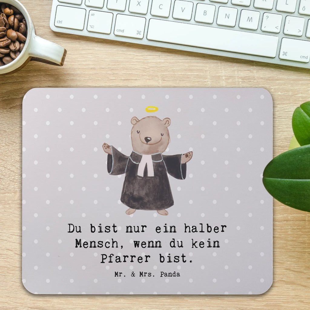 Mauspad Pfarrer mit Herz Mousepad, Computer zubehör, Büroausstattung, PC Zubehör, Arbeitszimmer, Mauspad, Einzigartiges Mauspad, Designer Mauspad, Mausunterlage, Mauspad Büro, Beruf, Ausbildung, Jubiläum, Abschied, Rente, Kollege, Kollegin, Geschenk, Schenken, Arbeitskollege, Mitarbeiter, Firma, Danke, Dankeschön, Pastor, Diener Gottes<br />Geistlicher, Pfarrer, Prediger<br />Priester, Theologe, Kirche