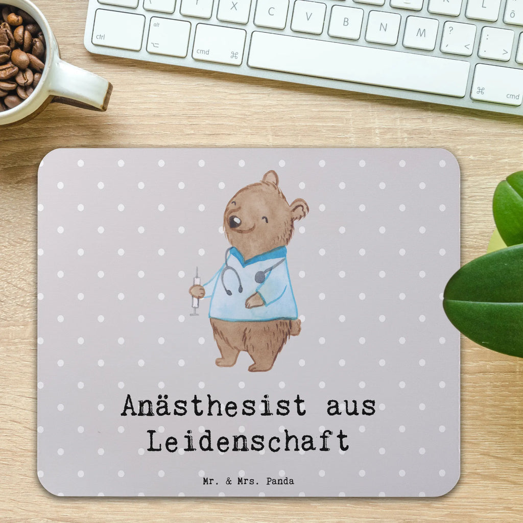 Mauspad Anästhesist aus Leidenschaft Mousepad, Computer zubehör, Büroausstattung, PC Zubehör, Arbeitszimmer, Mauspad, Einzigartiges Mauspad, Designer Mauspad, Mausunterlage, Mauspad Büro, Beruf, Ausbildung, Jubiläum, Abschied, Rente, Kollege, Kollegin, Geschenk, Schenken, Arbeitskollege, Mitarbeiter, Firma, Danke, Dankeschön, Anästhesist, Narkosearzt, Anästhesie, Krankenhaus, Studium