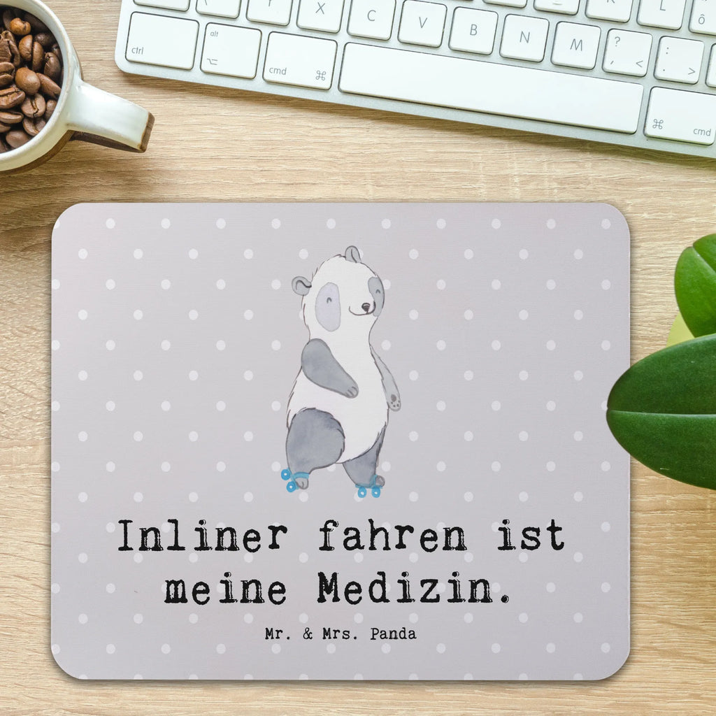 Mauspad Panda Inliner fahren Mousepad, Computer zubehör, Büroausstattung, PC Zubehör, Arbeitszimmer, Mauspad, Einzigartiges Mauspad, Designer Mauspad, Mausunterlage, Mauspad Büro, Geschenk, Sport, Sportart, Hobby, Schenken, Danke, Dankeschön, Auszeichnung, Gewinn, Sportler, Inliner fahren, Rollschuh fahren, Rollerblades, inlinern