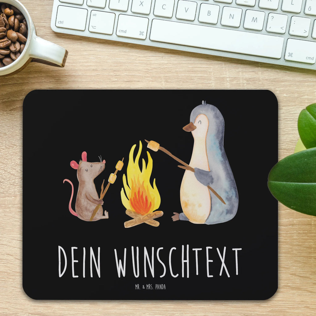 Personalisiertes Mauspad Pinguin Lagerfeuer Personalisiertes Mousepad, Personalisiertes Mouse Pad, Personalisiertes Mauspad, Mauspad mit Namen, Mousepad mit Namen, Mauspad bedrucken, Mousepad bedrucken, Namensaufdruck, selbst bedrucken, Arbeitszimmer Geschenk, Büro Geschenk, Mouse Pad mit Namen, Selbst bedrucken, Individuelles Mauspad, Einzigartiges Mauspad, Mauspad mit Namen gestalten, Pinguin, Maus, Pinguine, Lagerfeuer, Leben, Arbeit, Job, Motivation, Büro, Büroalltag, Lebensspruch, Lebensmotivation, Neustart, Liebe, grillen, Feuer, Marshmallows