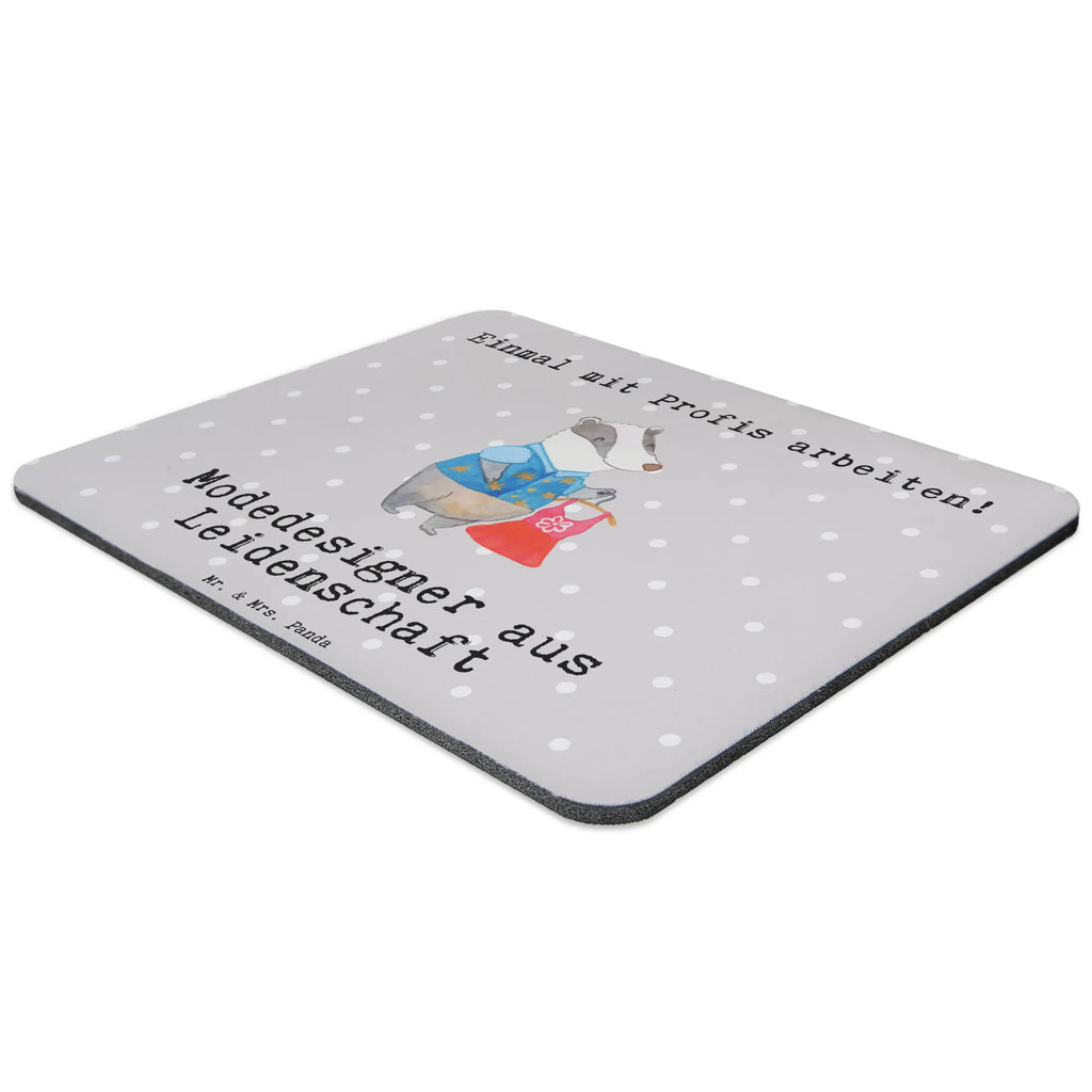 Mauspad Modedesigner aus Leidenschaft Mousepad, Computer zubehör, Büroausstattung, PC Zubehör, Arbeitszimmer, Mauspad, Einzigartiges Mauspad, Designer Mauspad, Mausunterlage, Mauspad Büro, Beruf, Ausbildung, Jubiläum, Abschied, Rente, Kollege, Kollegin, Geschenk, Schenken, Arbeitskollege, Mitarbeiter, Firma, Danke, Dankeschön, Modedesigner, Fashion Designer, Modeschöpfer