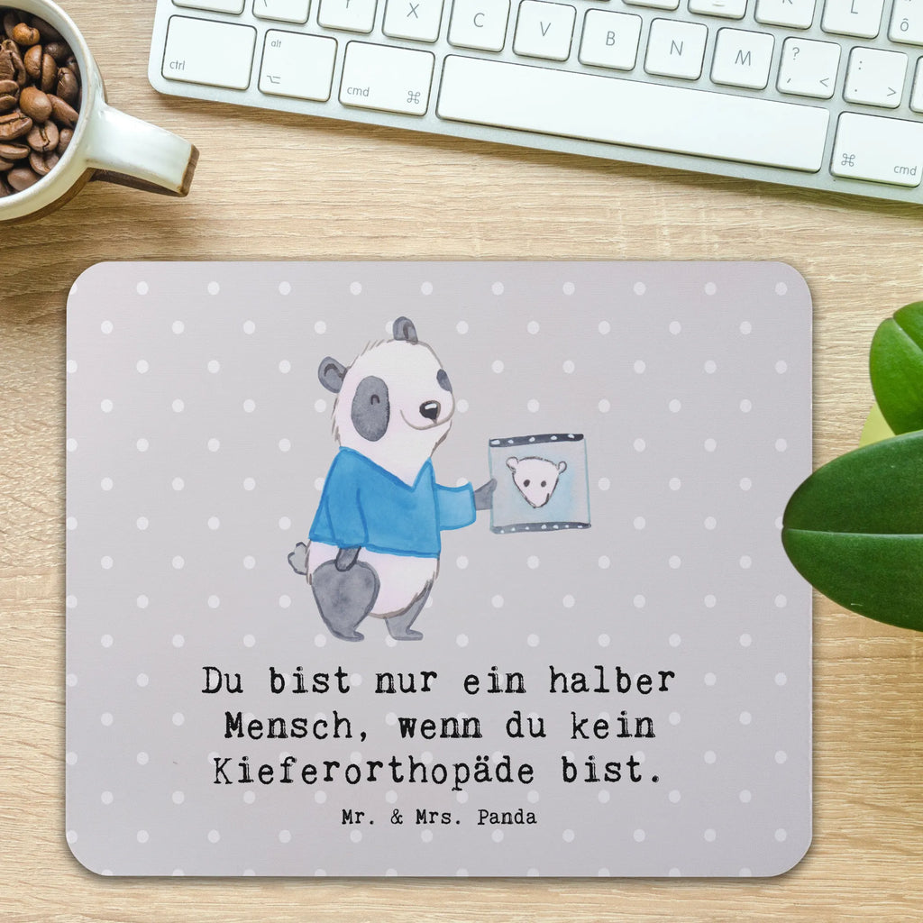 Mauspad Kieferorthopäde mit Herz Mousepad, Computer zubehör, Büroausstattung, PC Zubehör, Arbeitszimmer, Mauspad, Einzigartiges Mauspad, Designer Mauspad, Mausunterlage, Mauspad Büro, Beruf, Ausbildung, Jubiläum, Abschied, Rente, Kollege, Kollegin, Geschenk, Schenken, Arbeitskollege, Mitarbeiter, Firma, Danke, Dankeschön