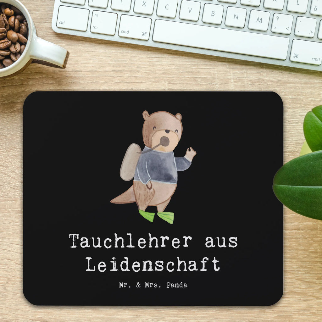 Mauspad Tauchlehrer aus Leidenschaft Mousepad, Computer zubehör, Büroausstattung, PC Zubehör, Arbeitszimmer, Mauspad, Einzigartiges Mauspad, Designer Mauspad, Mausunterlage, Mauspad Büro, Beruf, Ausbildung, Jubiläum, Abschied, Rente, Kollege, Kollegin, Geschenk, Schenken, Arbeitskollege, Mitarbeiter, Firma, Danke, Dankeschön