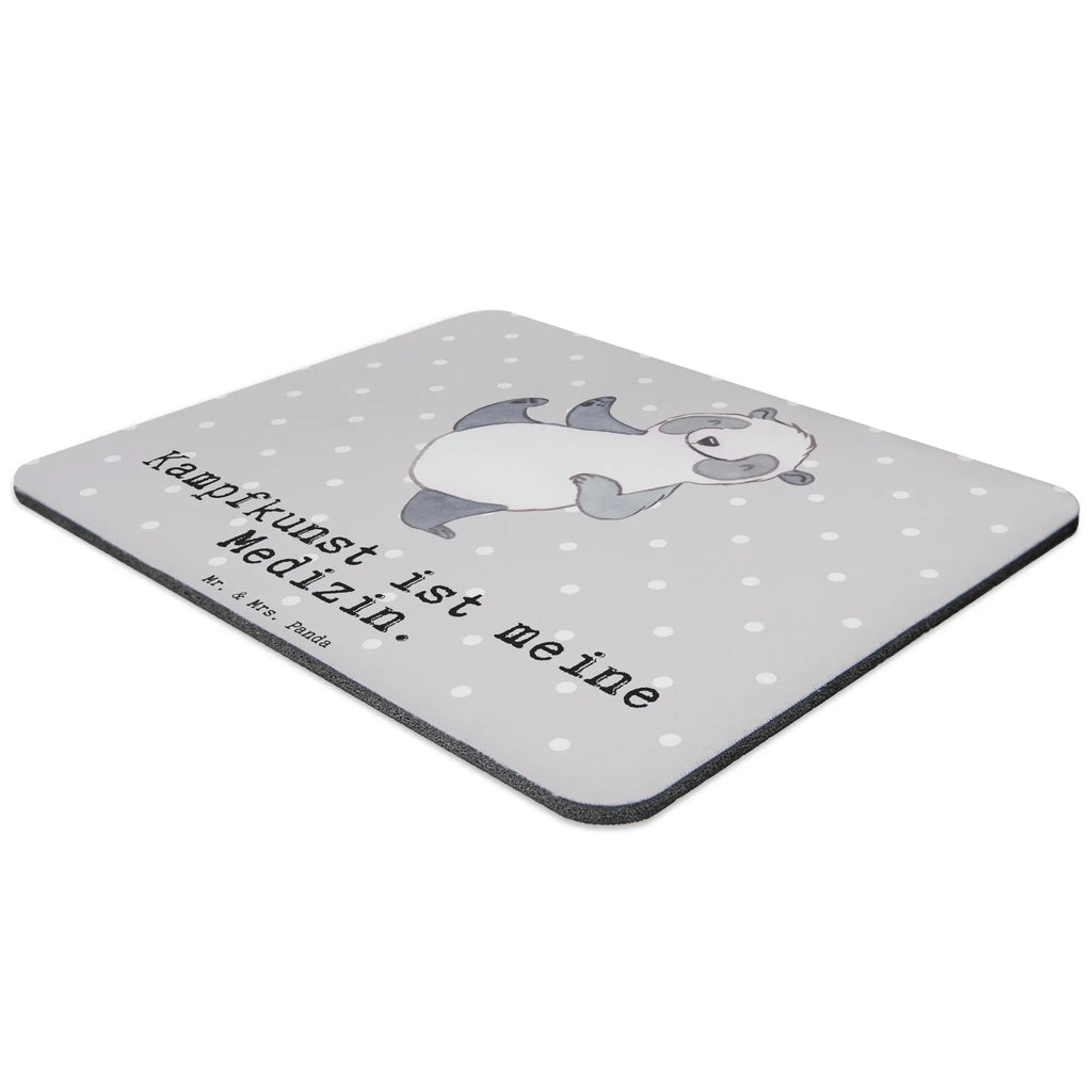 Mauspad Panda Kampfkunst Mousepad, Computer zubehör, Büroausstattung, PC Zubehör, Arbeitszimmer, Mauspad, Einzigartiges Mauspad, Designer Mauspad, Mausunterlage, Mauspad Büro, Geschenk, Sport, Sportart, Hobby, Schenken, Danke, Dankeschön, Auszeichnung, Gewinn, Sportler, Kampfkunst, Kampfsportarten, Selbstverteidigung