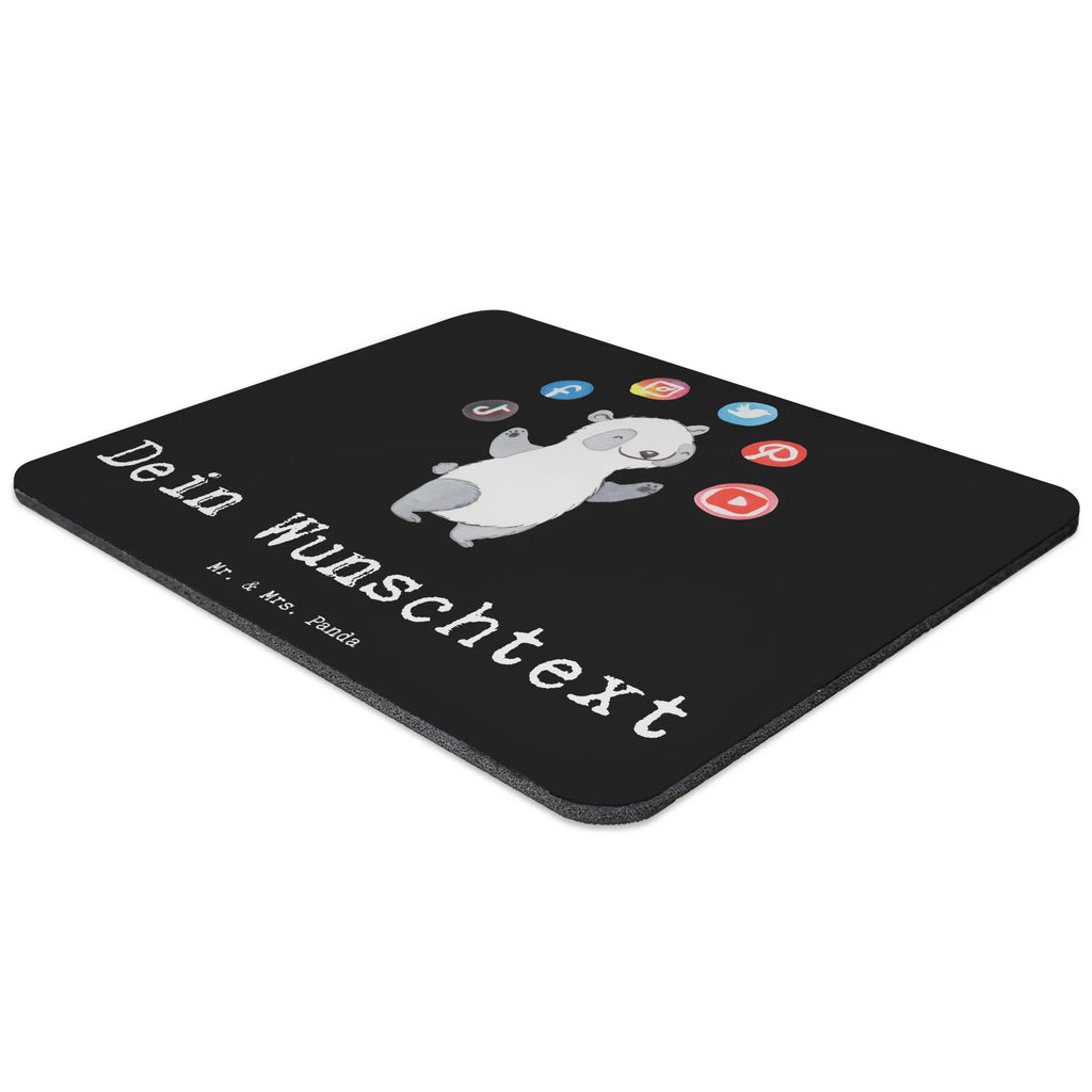 Personalisiertes Mauspad Social Media Manager mit Herz Personalisiertes Mousepad, Personalisiertes Mouse Pad, Personalisiertes Mauspad, Mauspad mit Namen, Mousepad mit Namen, Mauspad bedrucken, Mousepad bedrucken, Namensaufdruck, selbst bedrucken, Arbeitszimmer Geschenk, Büro Geschenk, Mouse Pad mit Namen, Selbst bedrucken, Individuelles Mauspad, Einzigartiges Mauspad, Mauspad mit Namen gestalten, Beruf, Ausbildung, Jubiläum, Abschied, Rente, Kollege, Kollegin, Geschenk, Schenken, Arbeitskollege, Mitarbeiter, Firma, Danke, Dankeschön