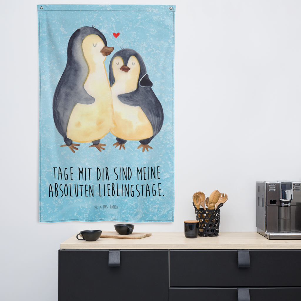 Wandteppich Pinguin umarmend Wandbehang, Dekoration, Boho, Wandteppich, Wandtuch, Wanddeko, Tapisserie, Tapestry, Wandbild, Textil-Kunst, Schmuck-Wandbehang, Wand Deko, Kinderzimmer, Kinderzimmer Wand, Kinderzimmer Deko, Kinderzimmer Wanddeko, Pinguin, Liebe, Liebespaar, Liebesbeweis, Liebesgeschenk, Verlobung, Jahrestag, Hochzeitstag, Hochzeit, Hochzeitsgeschenk