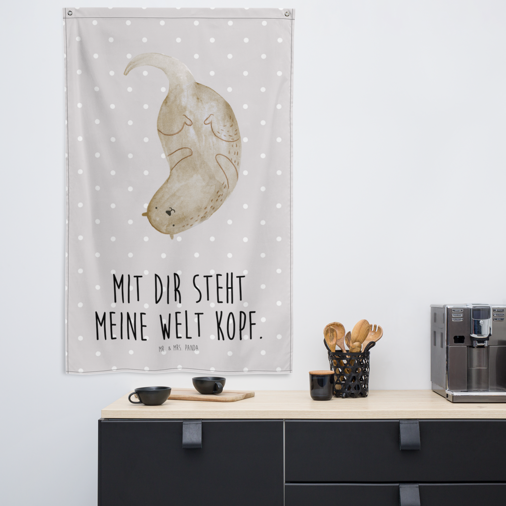 Wandteppich Otter kopfüber Wandbehang, Dekoration, Boho, Wandteppich, Wandtuch, Wanddeko, Tapisserie, Tapestry, Wandbild, Textil-Kunst, Schmuck-Wandbehang, Wand Deko, Kinderzimmer, Kinderzimmer Wand, Kinderzimmer Deko, Kinderzimmer Wanddeko, Otter, Fischotter, Seeotter, Otter Seeotter See Otter