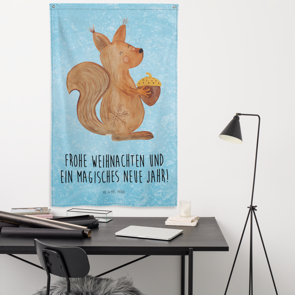 Wandteppich Eichhörnchen Weihnachten Wandbehang, Dekoration, Boho, Wandteppich, Wandtuch, Wanddeko, Tapisserie, Tapestry, Wandbild, Textil-Kunst, Schmuck-Wandbehang, Wand Deko, Kinderzimmer, Kinderzimmer Wand, Kinderzimmer Deko, Kinderzimmer Wanddeko, Winter, Weihnachten, Weihnachtsdeko, Nikolaus, Advent, Heiligabend, Wintermotiv, Frohe Weihnachten, Frohes neues Jahr, Guten Rutsch, Weihnachtsmotiv, Weihnachtsgruß, Neujahr, Vogel