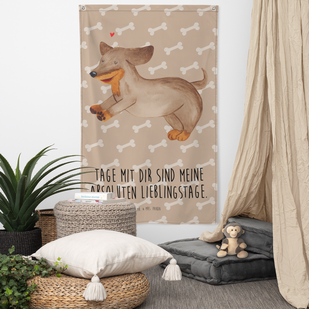 Wandteppich Hund Dackel fröhlich Wandbehang, Dekoration, Boho, Wandteppich, Wandtuch, Wanddeko, Tapisserie, Tapestry, Wandbild, Textil-Kunst, Schmuck-Wandbehang, Wand Deko, Kinderzimmer, Kinderzimmer Wand, Kinderzimmer Deko, Kinderzimmer Wanddeko, Hund, Hundemotiv, Haustier, Hunderasse, Tierliebhaber, Hundebesitzer, Sprüche, Hunde, Dackel, Dachshund, happy dog