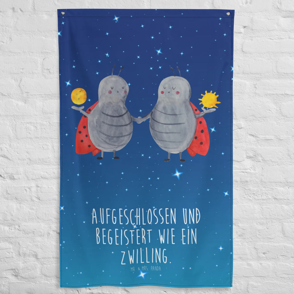 Wandteppich Sternzeichen Zwilling Wandbehang, Dekoration, Boho, Wandteppich, Wandtuch, Wanddeko, Tapisserie, Tapestry, Wandbild, Textil-Kunst, Schmuck-Wandbehang, Wand Deko, Kinderzimmer, Kinderzimmer Wand, Kinderzimmer Deko, Kinderzimmer Wanddeko, Tierkreiszeichen, Sternzeichen, Horoskop, Astrologie, Aszendent, Zwillinge, Zwilling Geschenk, Zwilling Sternzeichen, Geburtstag Mai, Geschenk Mai, Geschenk Juni, Marienkäfer, Glückskäfer, Zwillingsbruder, Zwillingsschwester