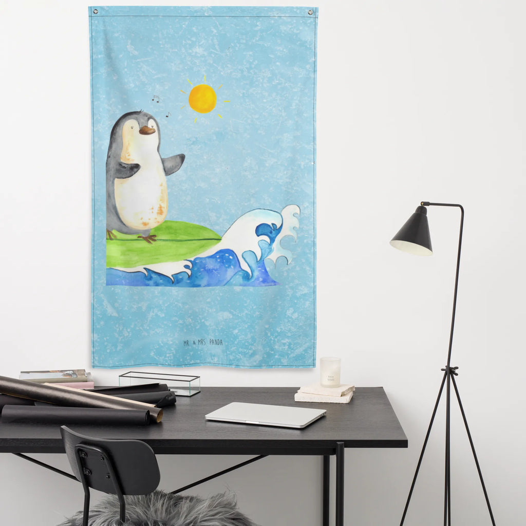 Wandteppich Pinguin Surfer Wandbehang, Dekoration, Boho, Wandteppich, Wandtuch, Wanddeko, Tapisserie, Tapestry, Wandbild, Textil-Kunst, Schmuck-Wandbehang, Wand Deko, Kinderzimmer, Kinderzimmer Wand, Kinderzimmer Deko, Kinderzimmer Wanddeko, Pinguin, Pinguine, surfen, Surfer, Hawaii, Urlaub, Wellen, Wellen reiten, Portugal