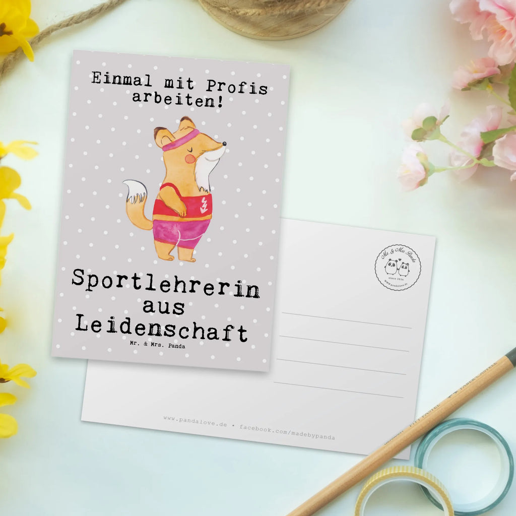 Postkarte Sportlehrerin aus Leidenschaft Postkarte, Karte, Geschenkkarte, Grußkarte, Einladung, Ansichtskarte, Geburtstagskarte, Einladungskarte, Dankeskarte, Ansichtskarten, Einladung Geburtstag, Einladungskarten Geburtstag, Beruf, Ausbildung, Jubiläum, Abschied, Rente, Kollege, Kollegin, Geschenk, Schenken, Arbeitskollege, Mitarbeiter, Firma, Danke, Dankeschön