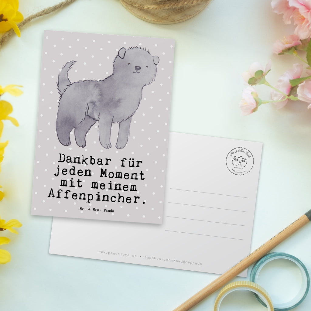 Postkarte Affenpincher Moment Postkarte, Karte, Geschenkkarte, Grußkarte, Einladung, Ansichtskarte, Geburtstagskarte, Einladungskarte, Dankeskarte, Ansichtskarten, Einladung Geburtstag, Einladungskarten Geburtstag, Hund, Hunderasse, Rassehund, Hundebesitzer, Geschenk, Tierfreund, Schenken, Welpe, Affenpincher