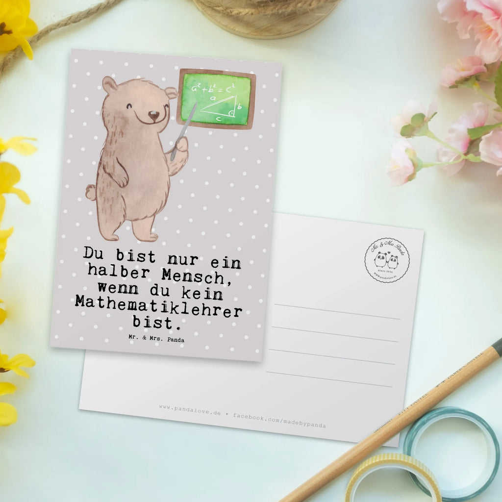 Postkarte Mathematiklehrer mit Herz Postkarte, Karte, Geschenkkarte, Grußkarte, Einladung, Ansichtskarte, Geburtstagskarte, Einladungskarte, Dankeskarte, Ansichtskarten, Einladung Geburtstag, Einladungskarten Geburtstag, Beruf, Ausbildung, Jubiläum, Abschied, Rente, Kollege, Kollegin, Geschenk, Schenken, Arbeitskollege, Mitarbeiter, Firma, Danke, Dankeschön, Mathematiklehrer, Lehramtstudent, Referendariat, Mathelehrer, Matheunterricht, Mathe, Lehrer