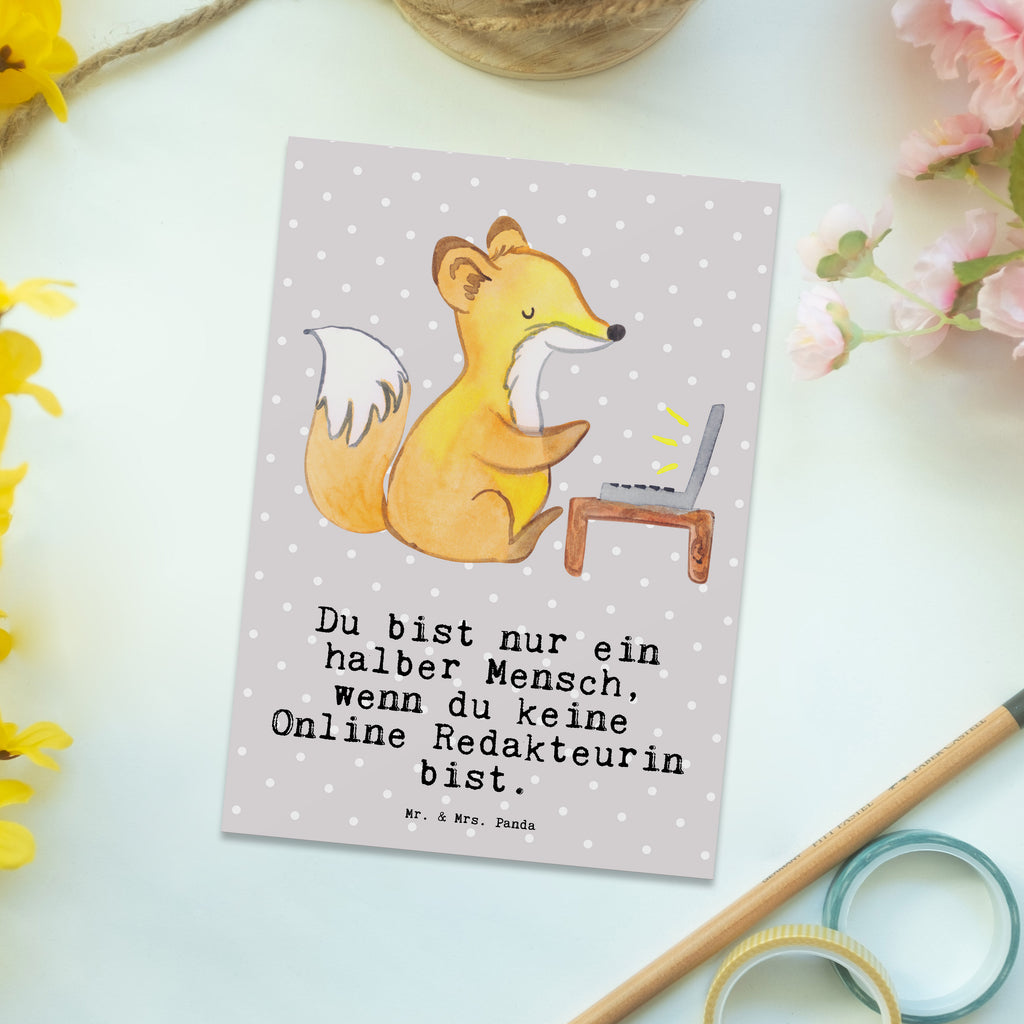 Postkarte Online Redakteurin mit Herz Postkarte, Karte, Geschenkkarte, Grußkarte, Einladung, Ansichtskarte, Geburtstagskarte, Einladungskarte, Dankeskarte, Ansichtskarten, Einladung Geburtstag, Einladungskarten Geburtstag, Beruf, Ausbildung, Jubiläum, Abschied, Rente, Kollege, Kollegin, Geschenk, Schenken, Arbeitskollege, Mitarbeiter, Firma, Danke, Dankeschön