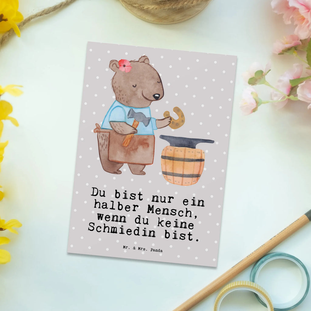 Postkarte Schmiedin mit Herz Postkarte, Karte, Geschenkkarte, Grußkarte, Einladung, Ansichtskarte, Geburtstagskarte, Einladungskarte, Dankeskarte, Ansichtskarten, Einladung Geburtstag, Einladungskarten Geburtstag, Beruf, Ausbildung, Jubiläum, Abschied, Rente, Kollege, Kollegin, Geschenk, Schenken, Arbeitskollege, Mitarbeiter, Firma, Danke, Dankeschön