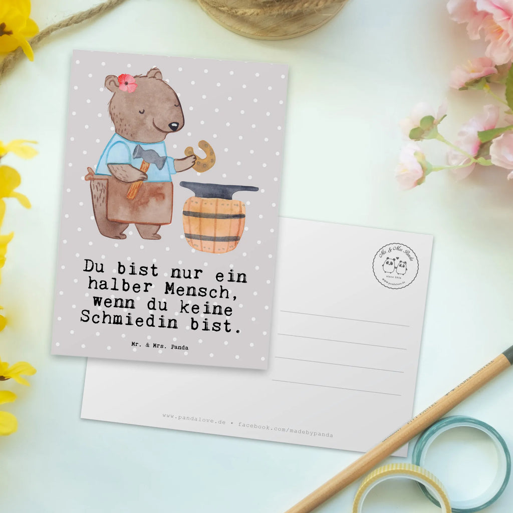 Postkarte Schmiedin mit Herz Postkarte, Karte, Geschenkkarte, Grußkarte, Einladung, Ansichtskarte, Geburtstagskarte, Einladungskarte, Dankeskarte, Ansichtskarten, Einladung Geburtstag, Einladungskarten Geburtstag, Beruf, Ausbildung, Jubiläum, Abschied, Rente, Kollege, Kollegin, Geschenk, Schenken, Arbeitskollege, Mitarbeiter, Firma, Danke, Dankeschön