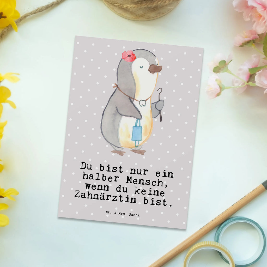 Postkarte Zahnärztin mit Herz Postkarte, Karte, Geschenkkarte, Grußkarte, Einladung, Ansichtskarte, Geburtstagskarte, Einladungskarte, Dankeskarte, Ansichtskarten, Einladung Geburtstag, Einladungskarten Geburtstag, Beruf, Ausbildung, Jubiläum, Abschied, Rente, Kollege, Kollegin, Geschenk, Schenken, Arbeitskollege, Mitarbeiter, Firma, Danke, Dankeschön