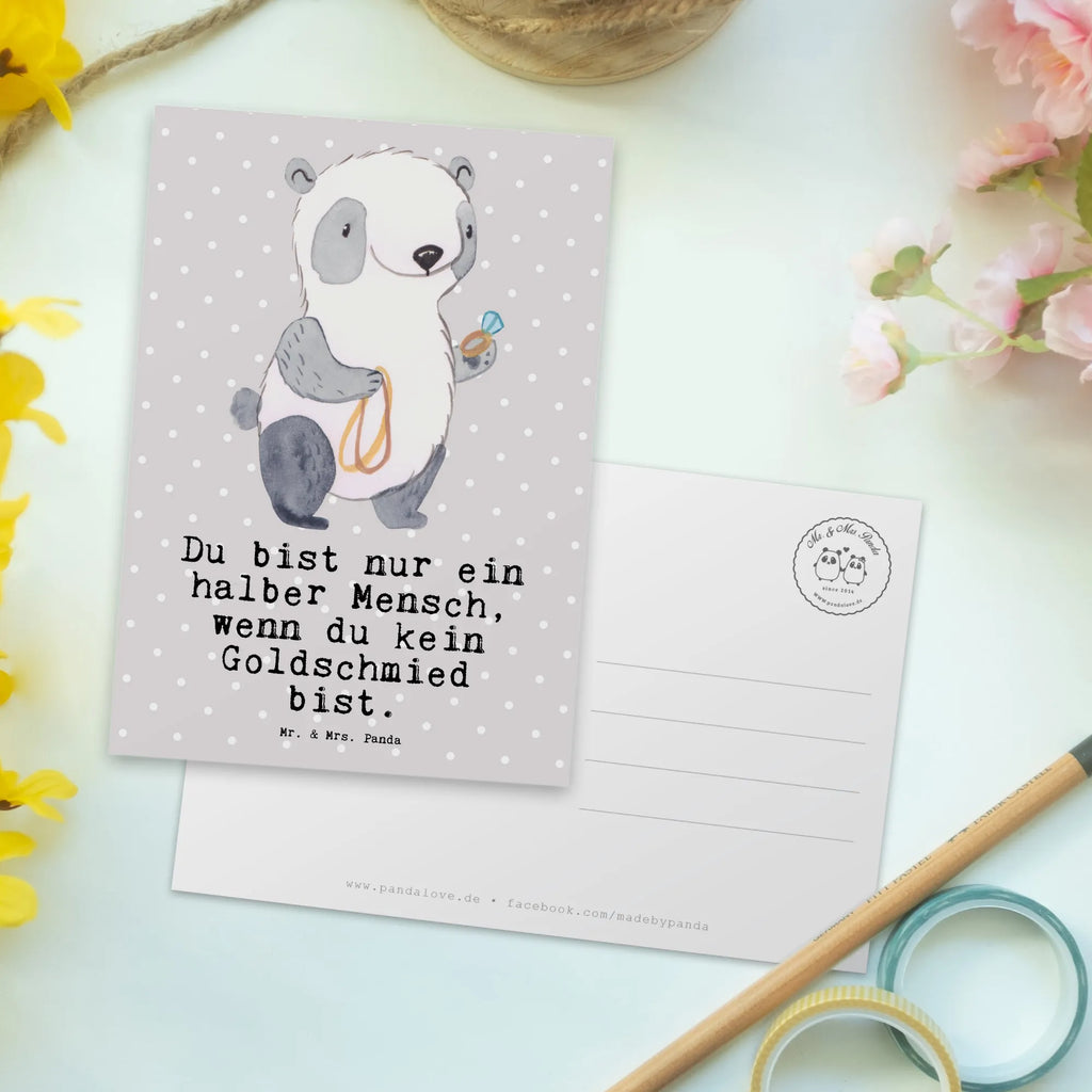 Postkarte Goldschmied mit Herz Postkarte, Karte, Geschenkkarte, Grußkarte, Einladung, Ansichtskarte, Geburtstagskarte, Einladungskarte, Dankeskarte, Ansichtskarten, Einladung Geburtstag, Einladungskarten Geburtstag, Beruf, Ausbildung, Jubiläum, Abschied, Rente, Kollege, Kollegin, Geschenk, Schenken, Arbeitskollege, Mitarbeiter, Firma, Danke, Dankeschön, Juwelier, Goldschmied, Schmied, Schmuckwarenhändler, Schmuckgeschäft, Eröffnung