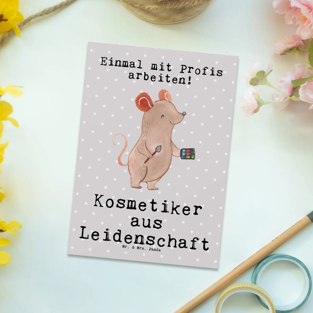 Postkarte Kosmetiker aus Leidenschaft Postkarte, Karte, Geschenkkarte, Grußkarte, Einladung, Ansichtskarte, Geburtstagskarte, Einladungskarte, Dankeskarte, Ansichtskarten, Einladung Geburtstag, Einladungskarten Geburtstag, Beruf, Ausbildung, Jubiläum, Abschied, Rente, Kollege, Kollegin, Geschenk, Schenken, Arbeitskollege, Mitarbeiter, Firma, Danke, Dankeschön, Kosmetiker, Make Up Artist, Maskenbildner, Visagist, Beauty Salon, Kosmetikstudio, Eröffnung