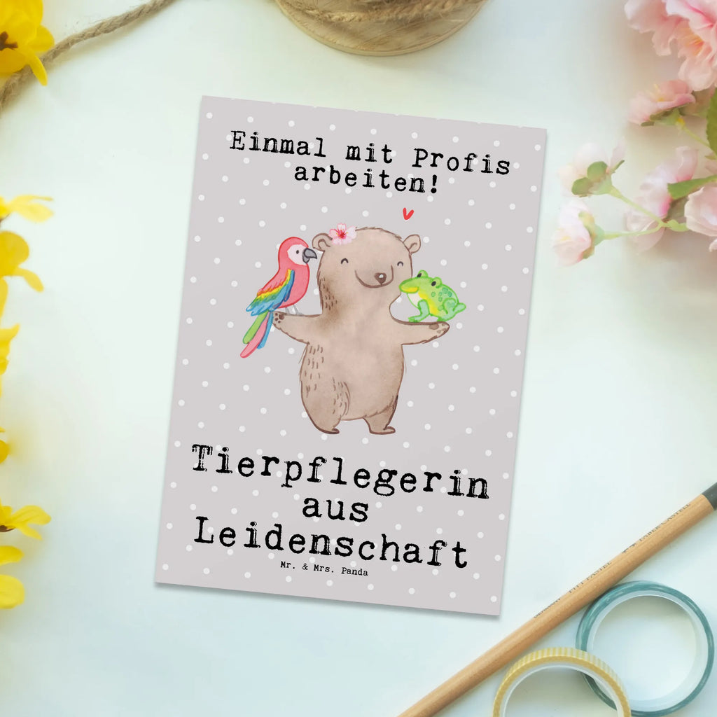 Postkarte Tierpflegerin Leidenschaft Postkarte, Karte, Geschenkkarte, Grußkarte, Einladung, Ansichtskarte, Geburtstagskarte, Einladungskarte, Dankeskarte, Ansichtskarten, Einladung Geburtstag, Einladungskarten Geburtstag, Beruf, Ausbildung, Jubiläum, Abschied, Rente, Kollege, Kollegin, Geschenk, Schenken, Arbeitskollege, Mitarbeiter, Firma, Danke, Dankeschön