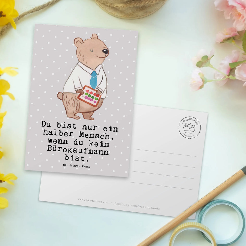 Postkarte Bürokaufmann mit Herz Postkarte, Karte, Geschenkkarte, Grußkarte, Einladung, Ansichtskarte, Geburtstagskarte, Einladungskarte, Dankeskarte, Ansichtskarten, Einladung Geburtstag, Einladungskarten Geburtstag, Beruf, Ausbildung, Jubiläum, Abschied, Rente, Kollege, Kollegin, Geschenk, Schenken, Arbeitskollege, Mitarbeiter, Firma, Danke, Dankeschön, Bürokaufmann, Kaufmann für Büromanagement