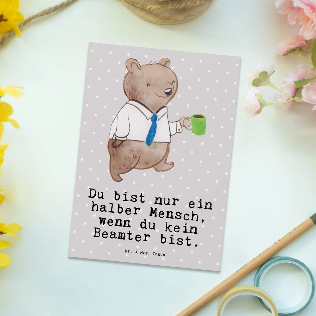 Postkarte Beamter mit Herz Postkarte, Karte, Geschenkkarte, Grußkarte, Einladung, Ansichtskarte, Geburtstagskarte, Einladungskarte, Dankeskarte, Ansichtskarten, Einladung Geburtstag, Einladungskarten Geburtstag, Beruf, Ausbildung, Jubiläum, Abschied, Rente, Kollege, Kollegin, Geschenk, Schenken, Arbeitskollege, Mitarbeiter, Firma, Danke, Dankeschön, Beamter, Verbeamtung, Beamtentum, öffentlicher Dienst, Studium, Amt