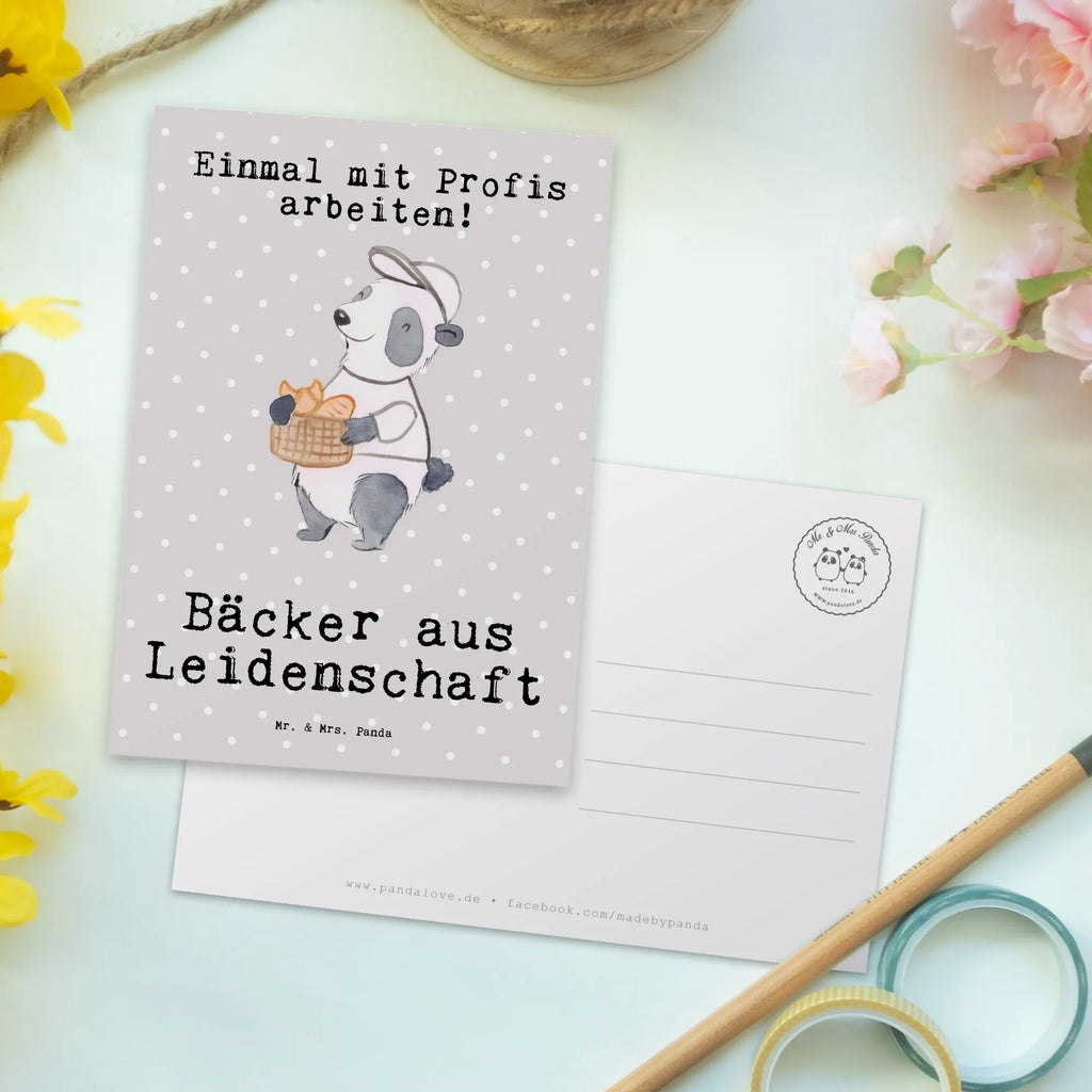 Postkarte Bäcker aus Leidenschaft Postkarte, Karte, Geschenkkarte, Grußkarte, Einladung, Ansichtskarte, Geburtstagskarte, Einladungskarte, Dankeskarte, Ansichtskarten, Einladung Geburtstag, Einladungskarten Geburtstag, Beruf, Ausbildung, Jubiläum, Abschied, Rente, Kollege, Kollegin, Geschenk, Schenken, Arbeitskollege, Mitarbeiter, Firma, Danke, Dankeschön, Bäcker, Konditor, Brotbäcker, Bäckerei, Backstube, Bäckerladen, Brotmanufaktur