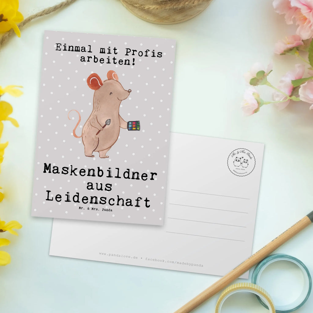 Postkarte Maskenbildner Leidenschaft Postkarte, Karte, Geschenkkarte, Grußkarte, Einladung, Ansichtskarte, Geburtstagskarte, Einladungskarte, Dankeskarte, Ansichtskarten, Einladung Geburtstag, Einladungskarten Geburtstag, Beruf, Ausbildung, Jubiläum, Abschied, Rente, Kollege, Kollegin, Geschenk, Schenken, Arbeitskollege, Mitarbeiter, Firma, Danke, Dankeschön, Kosmetiker, Make Up Artist, Maskenbildner, Visagist, Beauty Salon, Kosmetikstudio, Eröffnung