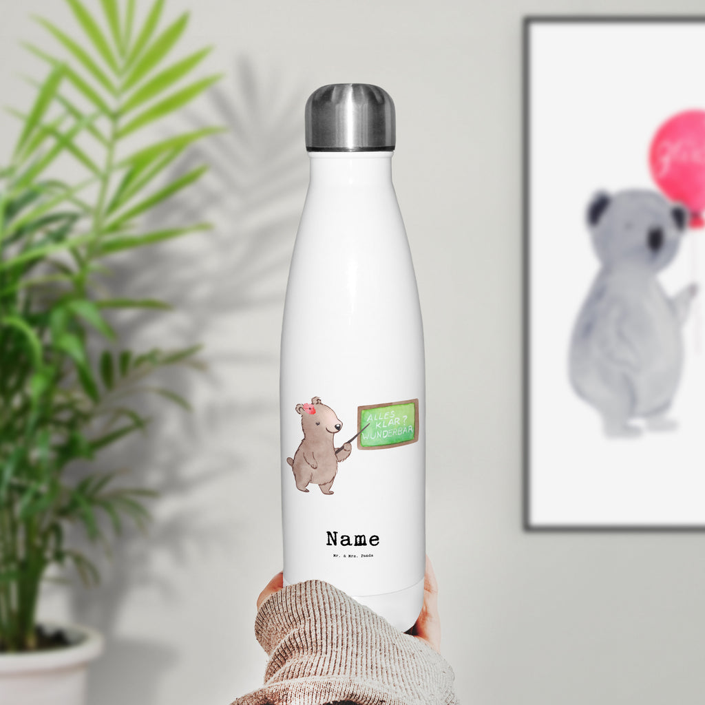 Personalisierte Thermosflasche Dozentin mit Herz Personalisierte Isolierflasche, Personalisierte Thermoflasche, Personalisierte Trinkflasche, Trinkflasche Mit Namen, Wunschname, Bedrucken, Namensflasche, Beruf, Ausbildung, Jubiläum, Abschied, Rente, Kollege, Kollegin, Geschenk, Schenken, Arbeitskollege, Mitarbeiter, Firma, Danke, Dankeschön, Dozentin, Professorin, Universität, Vorlesung, Tutorin, Akademikerin, Uni, Unterricht