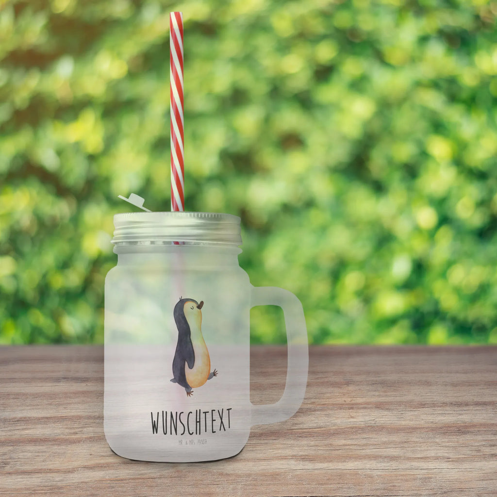 Personalisiertes Trinkglas Mason Jar Pinguin marschierend Personalisiertes Mason Jar, Personalisiertes Glas, Personalisiertes Trinkglas, Personalisiertes Henkelglas, Personalisiertes Sommerglas, Personalisiertes Einmachglas, Personalisiertes Cocktailglas, Personalisiertes Cocktail-Glas, mit Namen, Wunschtext, Wunschnamen, Mason Jar selbst bedrucken, Wunschglas mit Namen, Bedrucktes Trinkglas, Geschenk mit Namen, Pinguin, Pinguine, Frühaufsteher, Langschläfer, Bruder, Schwester, Familie