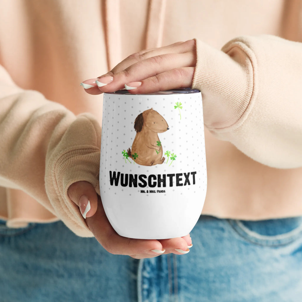 Personalisierter Weinbecher Hund Kleeblatt Personalisierter Weinbecher, Personalisierter Glühwein Becher, Heißgetränke, Personalisierter Trinkbecher, Personalisierter Weinkelch, Personalisiertes Weingläser, hochwertiger Weinbecher, Weinbecher Reisen, Weinbecher unterwegs, Personalisertes Sommerglas, mit Namen, Wunschtext, Personalisierung, selbst bedrucken, Personalisiertes Weinglas, Hund, Hundemotiv, Haustier, Hunderasse, Tierliebhaber, Hundebesitzer, Sprüche, Kleeblatt, Glück, Tagträume, Motivation, Neuanfang, Geschenk, Glücksbringer, Selbstliebe, Achtsamkeit