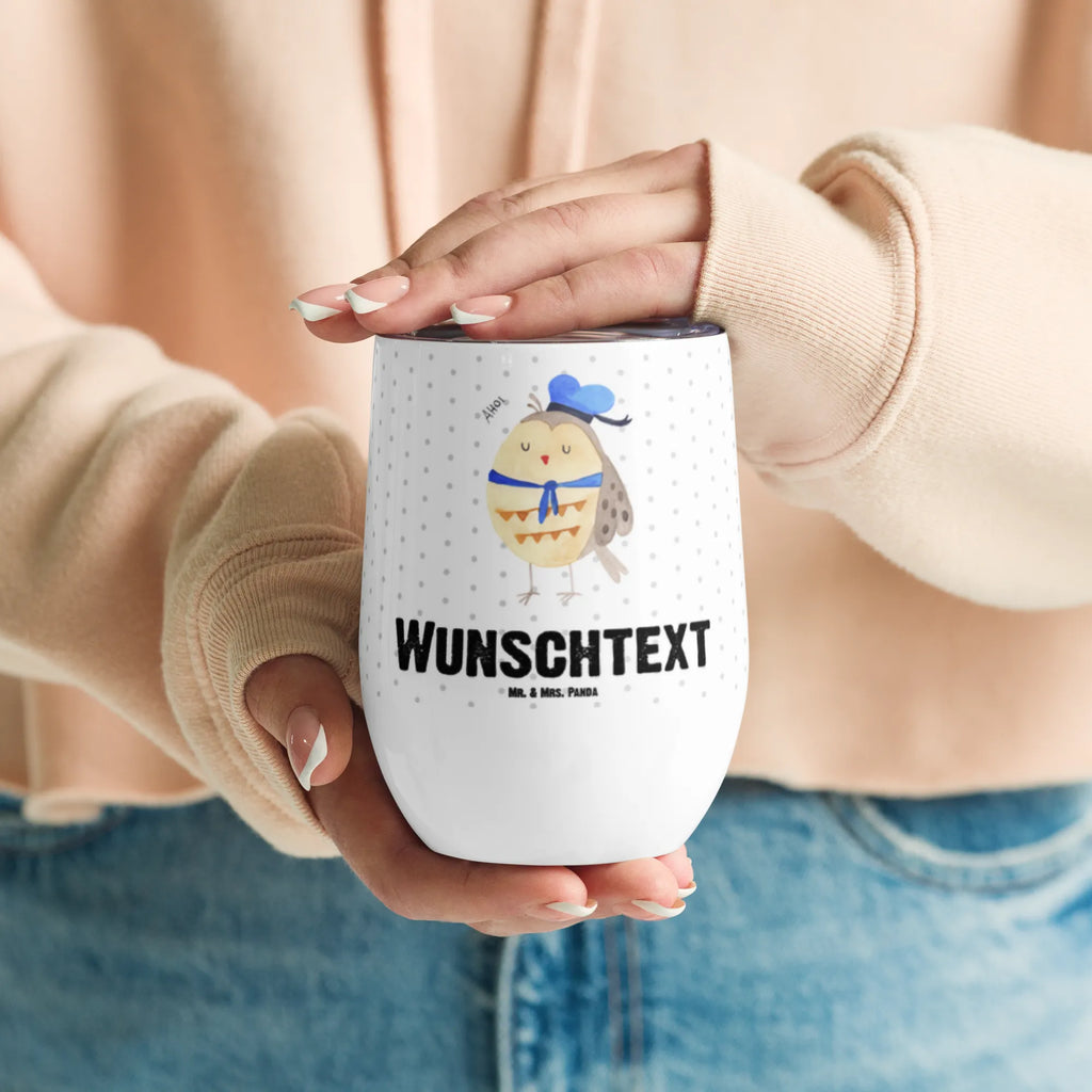 Personalisierter Weinbecher Eule Matrosen Personalisierter Weinbecher, Personalisierter Glühwein Becher, Heißgetränke, Personalisierter Trinkbecher, Personalisierter Weinkelch, Personalisiertes Weingläser, hochwertiger Weinbecher, Weinbecher Reisen, Weinbecher unterwegs, Personalisertes Sommerglas, mit Namen, Wunschtext, Personalisierung, selbst bedrucken, Personalisiertes Weinglas, Eule, Eule Spruch, Eule Deko, Owl, Wortspiel lustig, Matrose, Freundin, Ehe, Seefahrer, Heimathafen, Hochzeitstag Geschenk