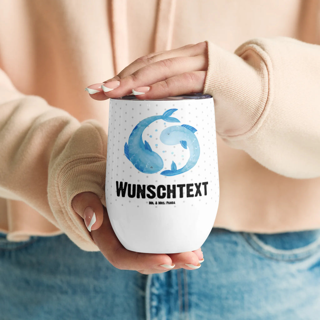 Personalisierter Weinbecher Sternzeichen Fische Personalisierter Weinbecher, Personalisierter Glühwein Becher, Heißgetränke, Personalisierter Trinkbecher, Personalisierter Weinkelch, Personalisiertes Weingläser, hochwertiger Weinbecher, Weinbecher Reisen, Weinbecher unterwegs, Personalisertes Sommerglas, mit Namen, Wunschtext, Personalisierung, selbst bedrucken, Personalisiertes Weinglas, Tierkreiszeichen, Sternzeichen, Horoskop, Astrologie, Aszendent, Fisch, Fische Geschenk, Fische Sternzeichen, Fische Sternbild, Geschenk Februar, Geschenk März, Geburtstag Februar, Geburtstag März